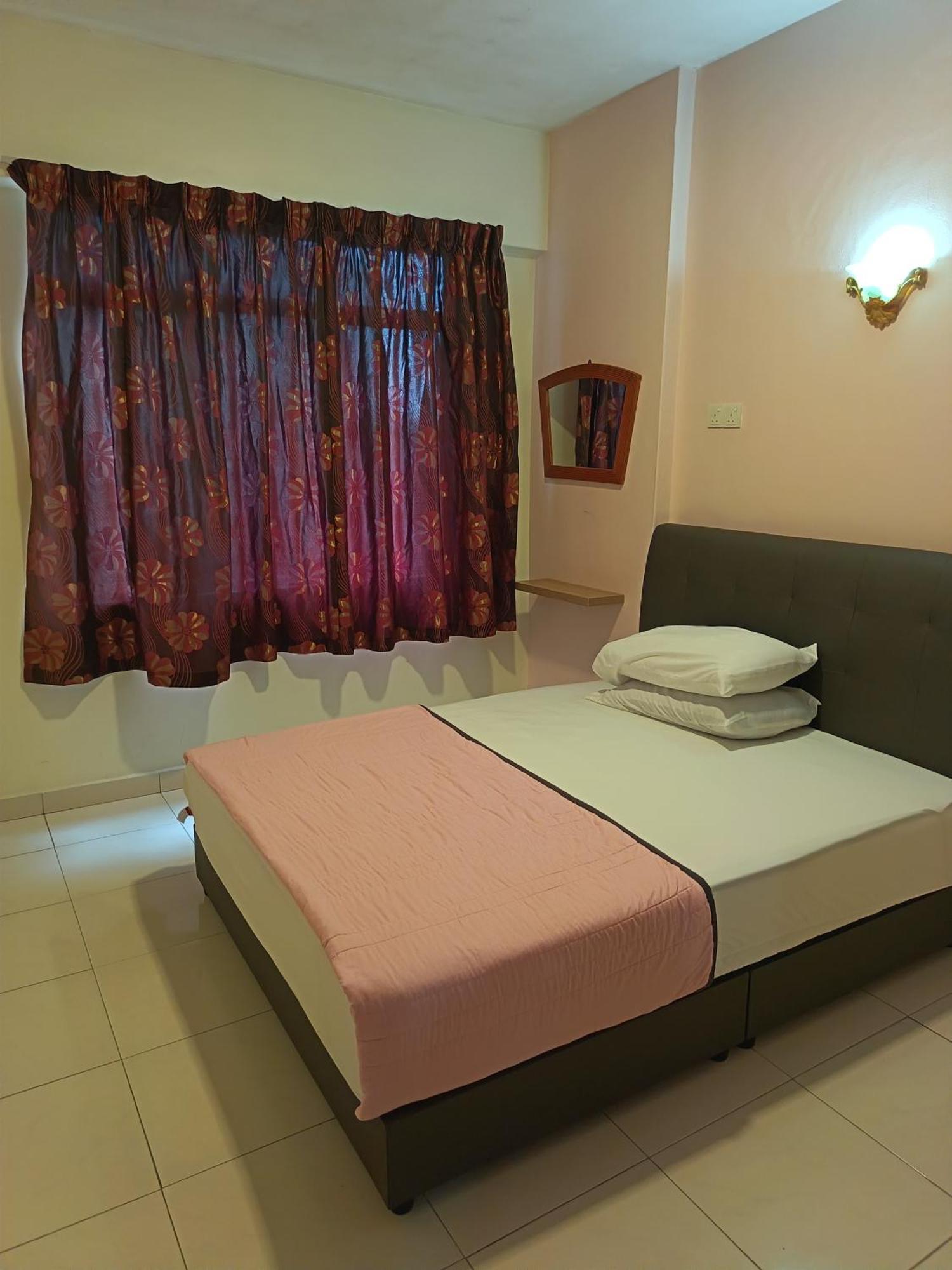 Apartment At Glory Beach Resort Port Dickson Room photo